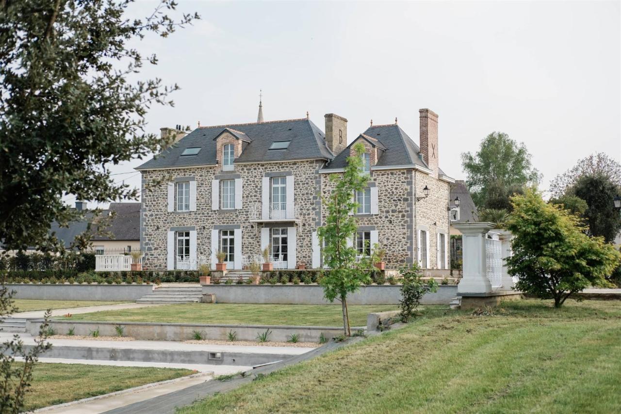 Bed and Breakfast Domaine Les Jardins Darsene Tinteniac Экстерьер фото