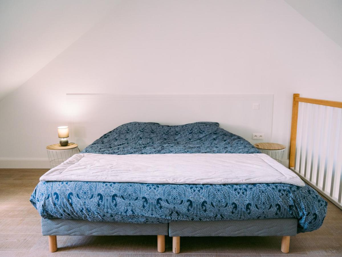 Bed and Breakfast Domaine Les Jardins Darsene Tinteniac Экстерьер фото