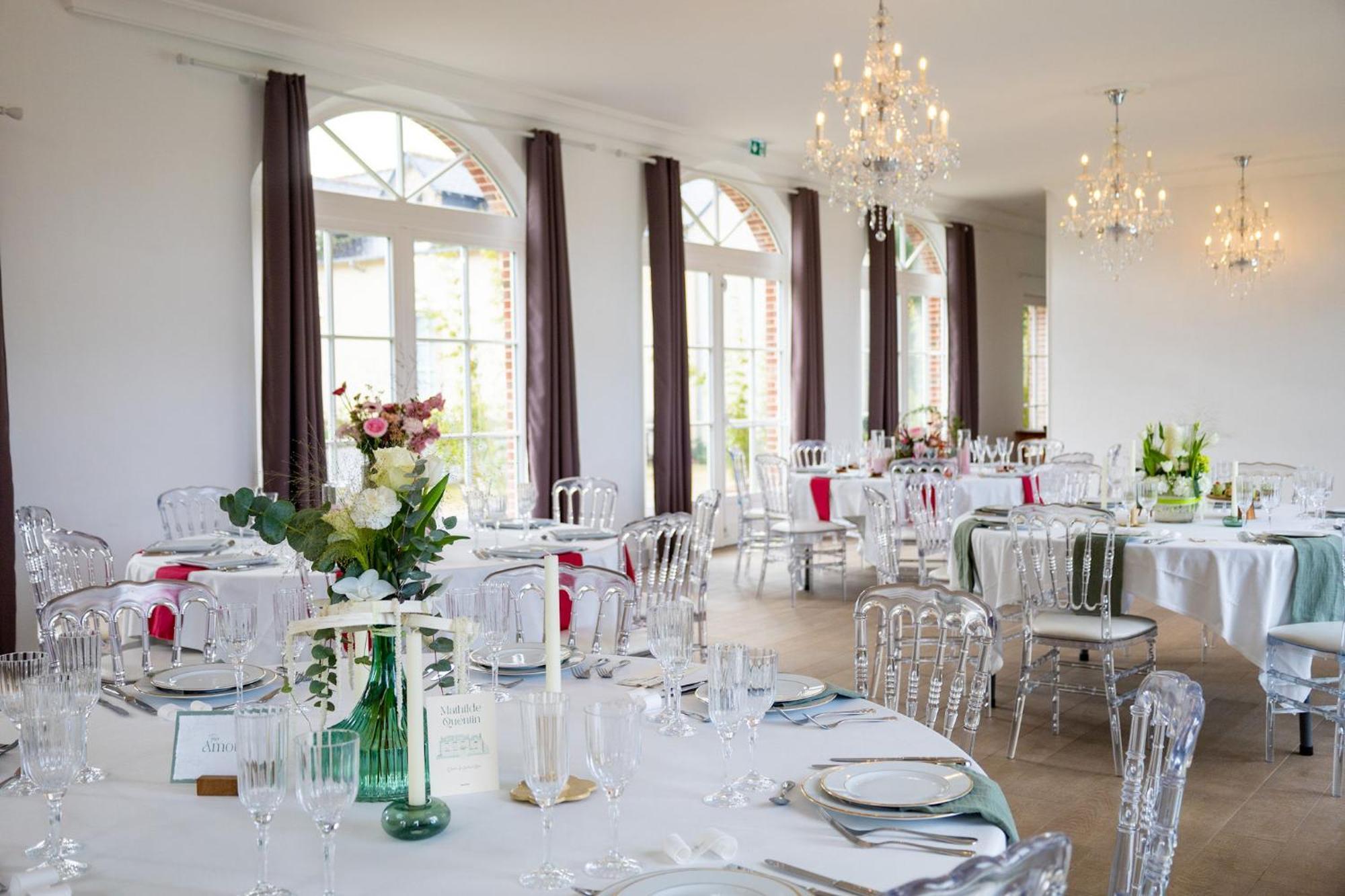 Bed and Breakfast Domaine Les Jardins Darsene Tinteniac Экстерьер фото